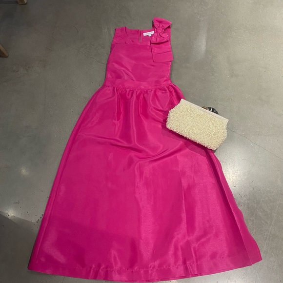 Elegant Pink Gown with Pearl Clutch - Picture 2 of 2